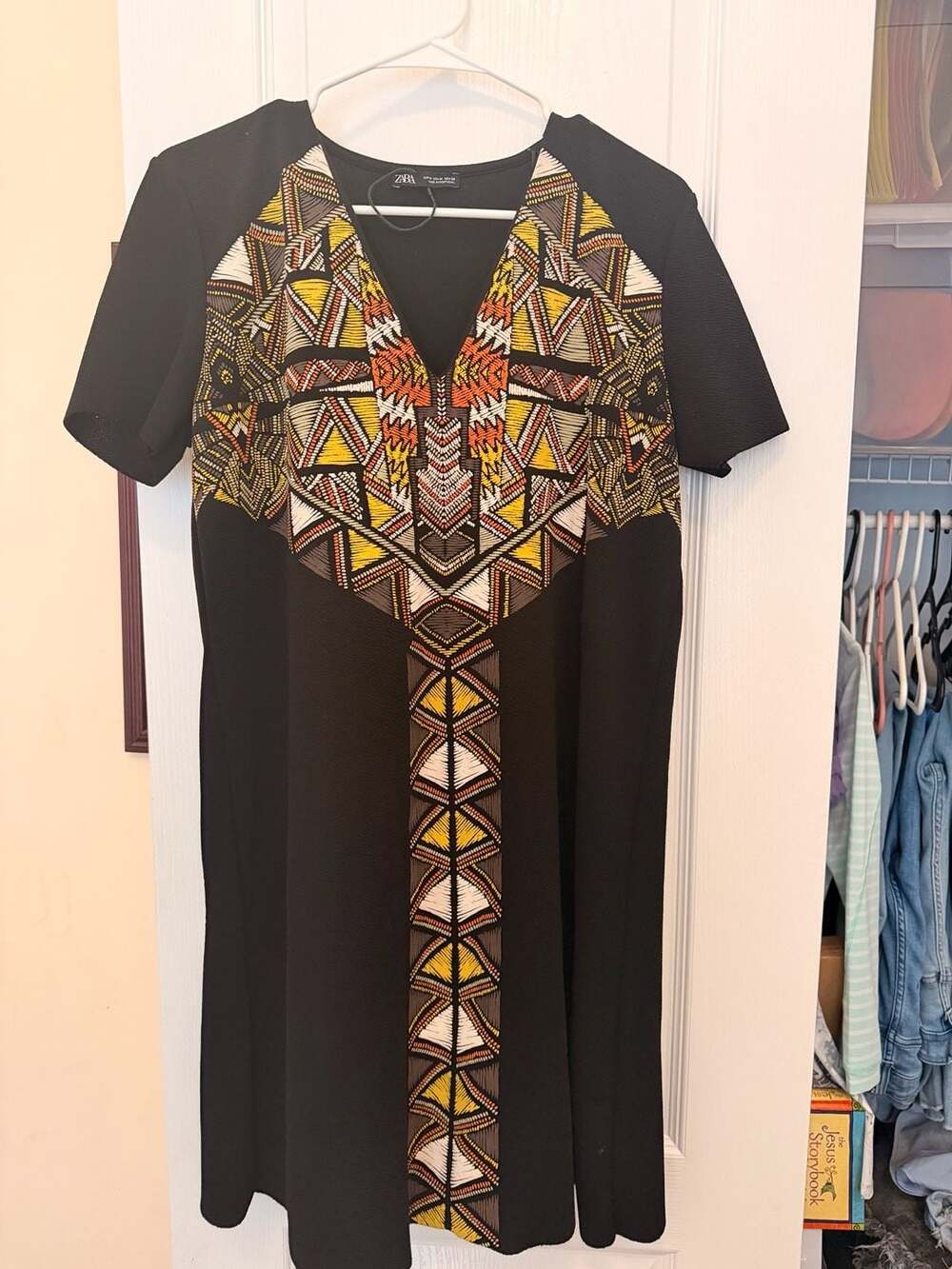 Zara Dress Size M Black Tribal Embroidered Shift Short Sleeve